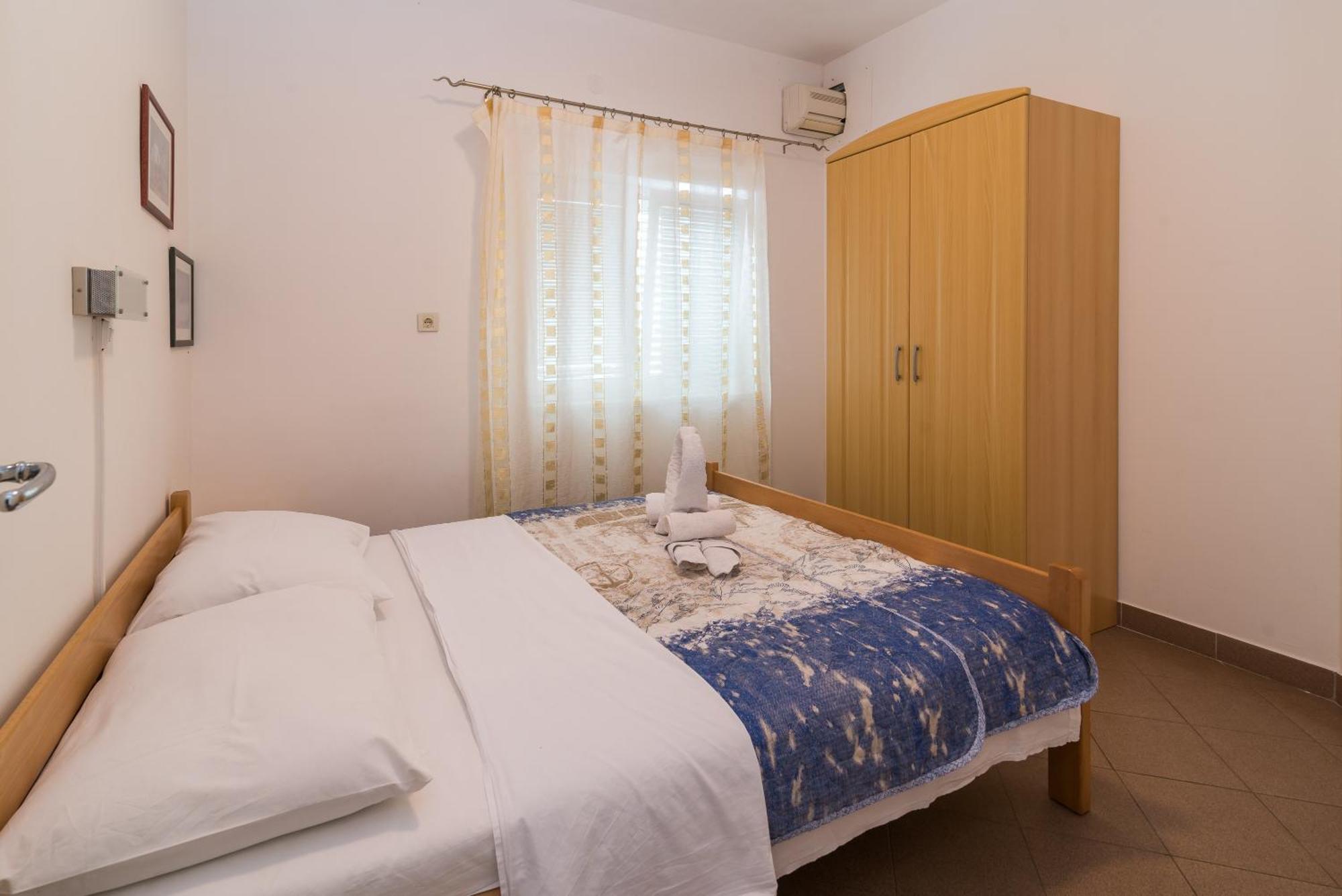 Apartments Irena Krk Крк Номер фото