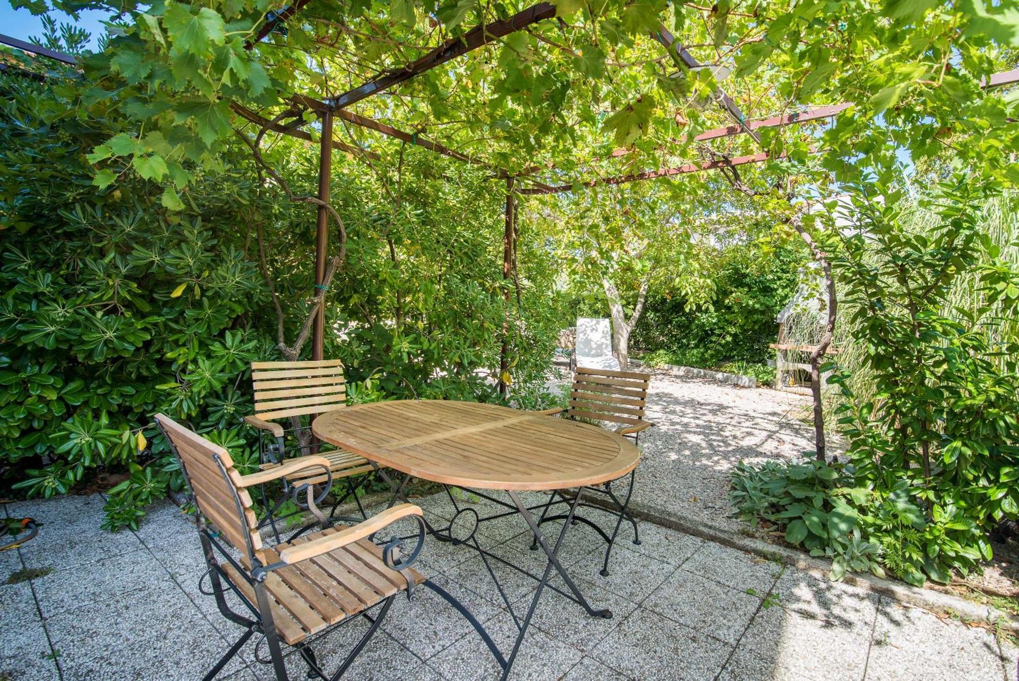 Apartments Irena Krk Крк Номер фото
