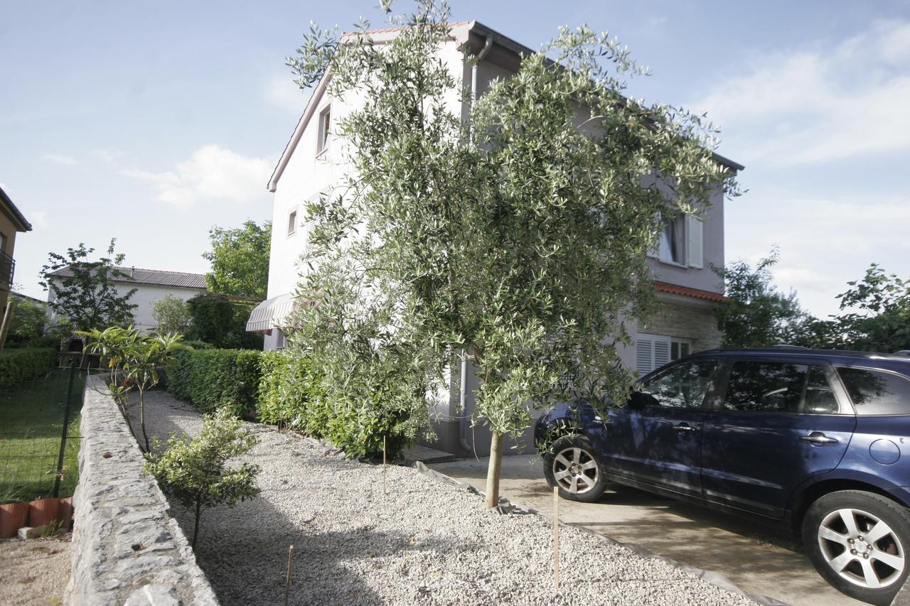 Apartments Irena Krk Крк Екстер'єр фото