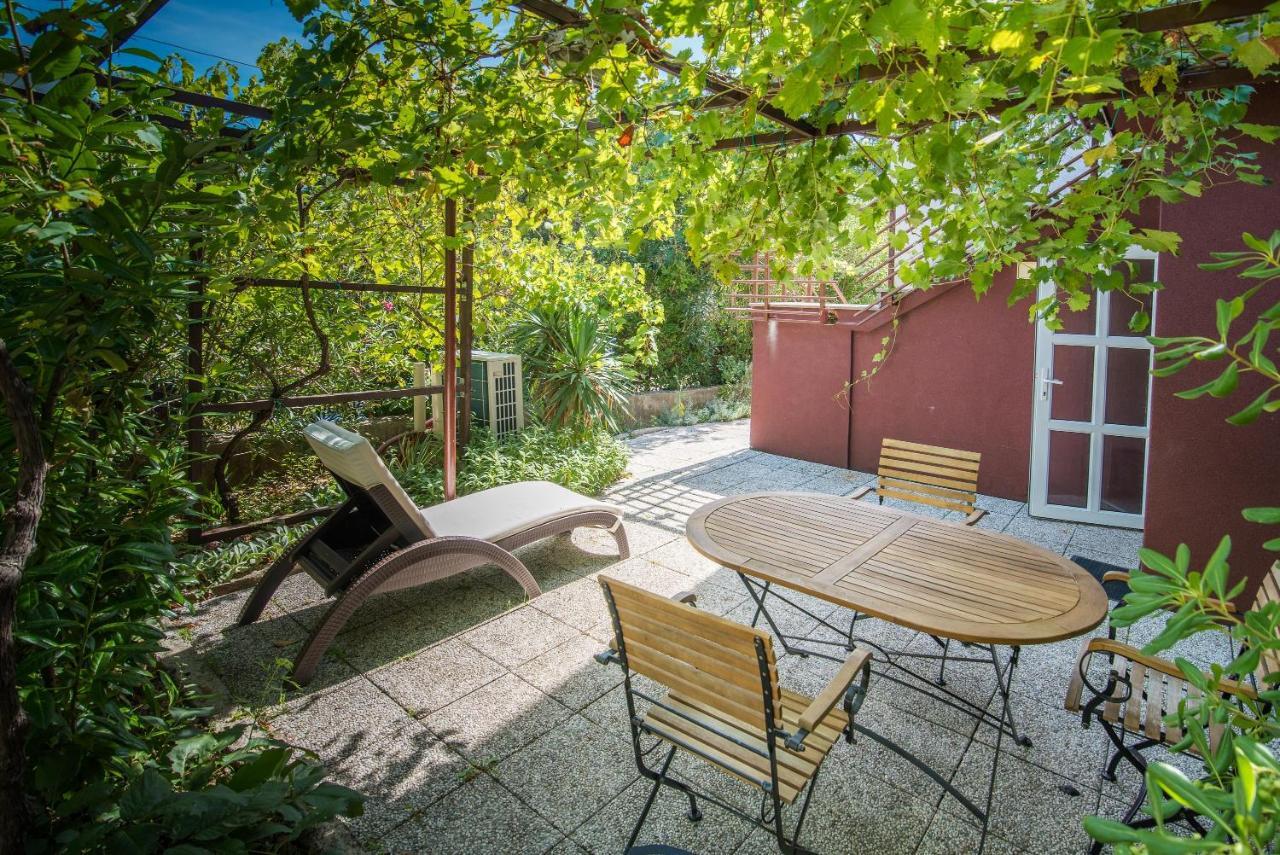 Apartments Irena Krk Крк Екстер'єр фото